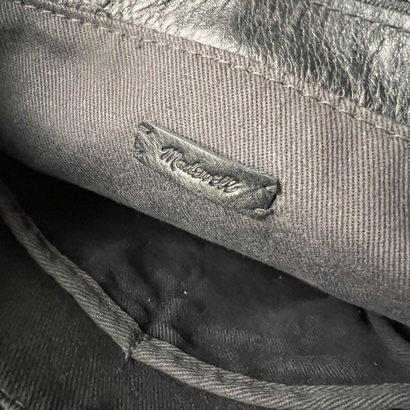 Madewell Transport Crossbody in Black - Picture 6 of 8